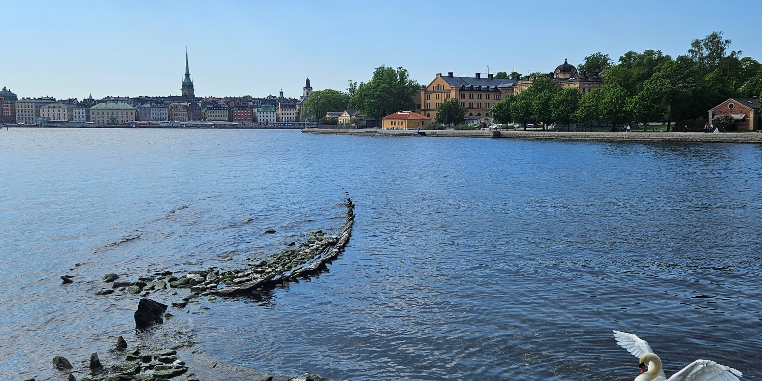 Foto på Vraket som syns vid Skeppsholmen.